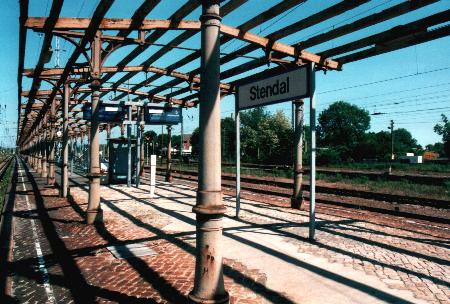 Gleis 5 des Bahnhofs im Renovierungszustand